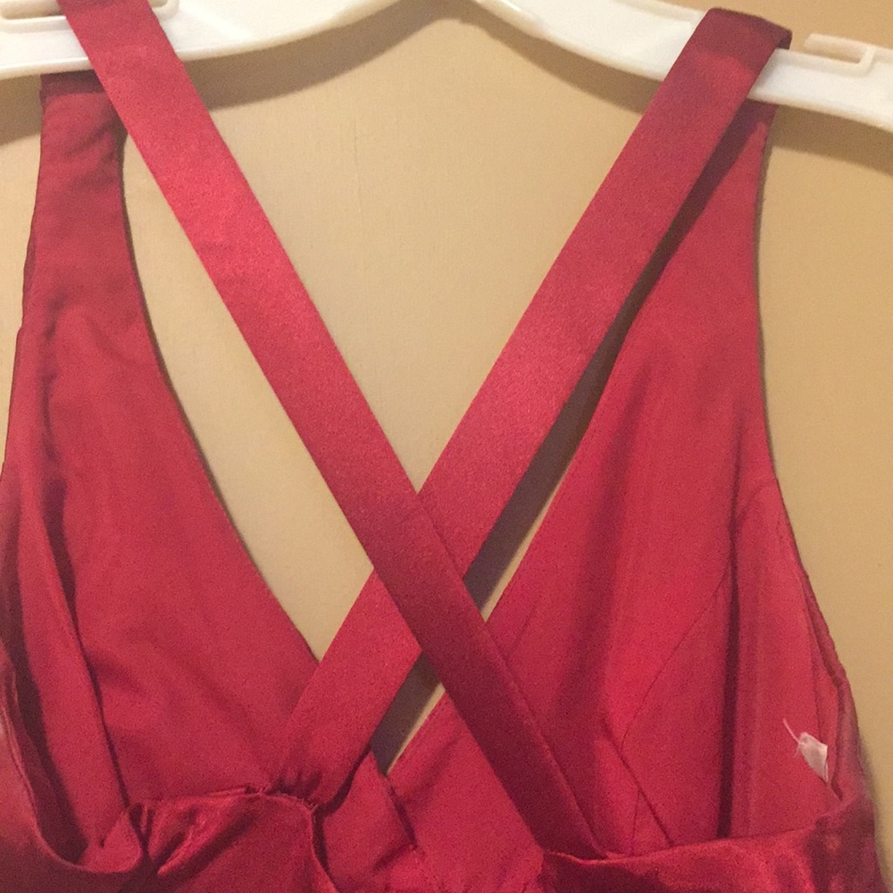 Dress - Picture 3 of 3